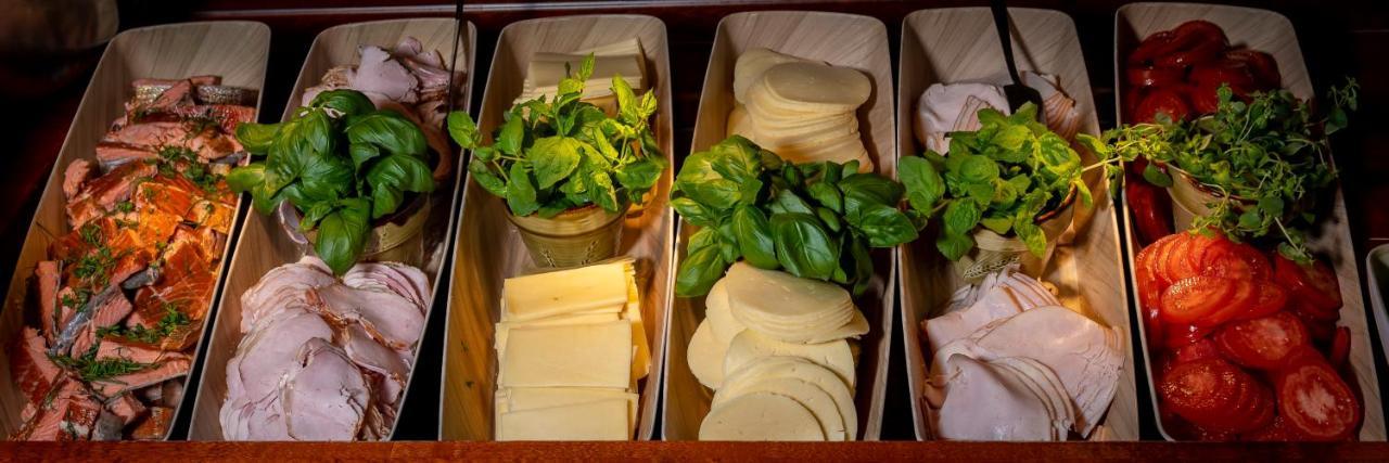 Hotel Mesikaemmen Ahtari Ngoại thất bức ảnh